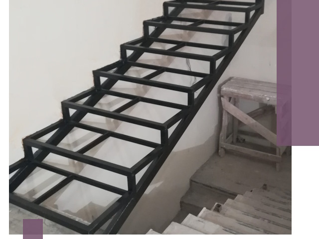 Демонтаж лестниц на металлокаркасе в Лянторе: быстрый вывоз и разбор