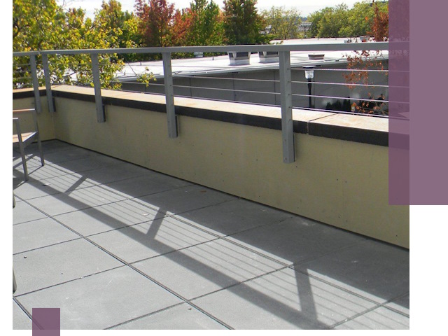 Металлические парапеты под ключ в Лянторе: монтаж и изготовление