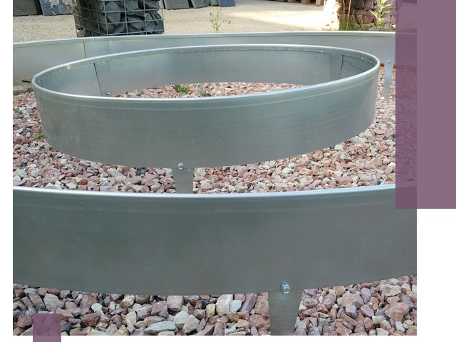 Нержавеющие бордюры под ключ в Лянторе — изготовление и монтаж