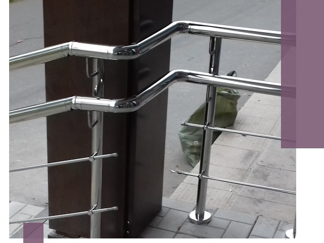 Монтаж поручней из нержавеющей стали в Лянторе качественно и быстро